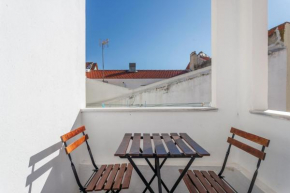 16 2 - Lisbon City Balcony